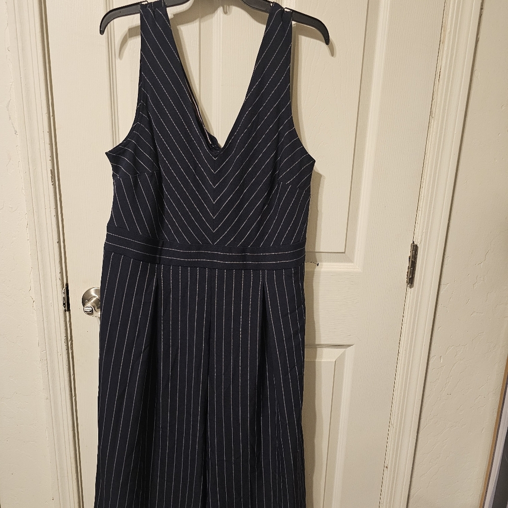 1901 Striped Open Back  Capri Jumpsuit Sz 18.